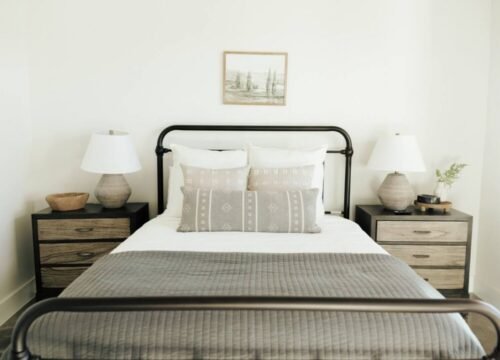 Lakehouse with hot tub on lake bob sandlin 6