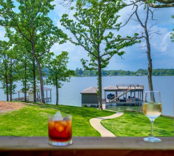 Lake Bob Sandlin Vacation Rental in Pittsburg, Texas - Image 5