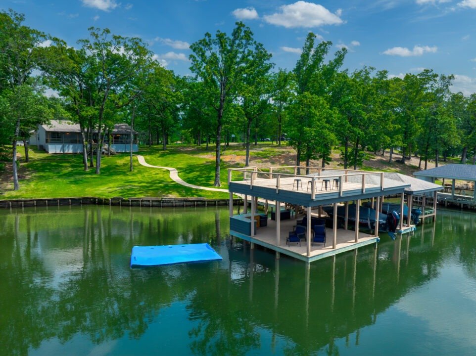 Lake Front Bliss | Best Lake Bob Sandlin Vacation Rental